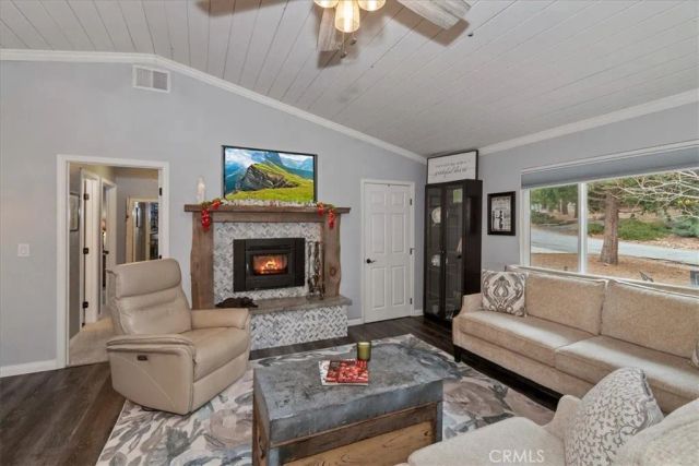 399 Crater Lake, Big Bear Lake, CA 92315