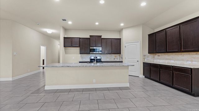 137 White Rock, Cibolo, TX 78108