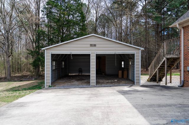 89 Lyle Circle, Somerville, AL 35670