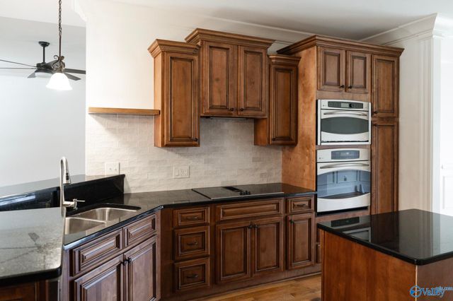 89 Lyle Circle, Somerville, AL 35670