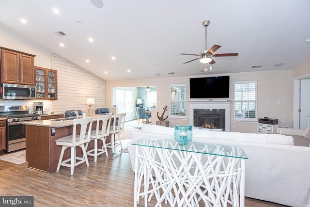 33186 OGRE DR, Ocean View, DE 19970