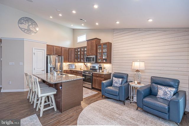 33186 OGRE DR, Ocean View, DE 19970