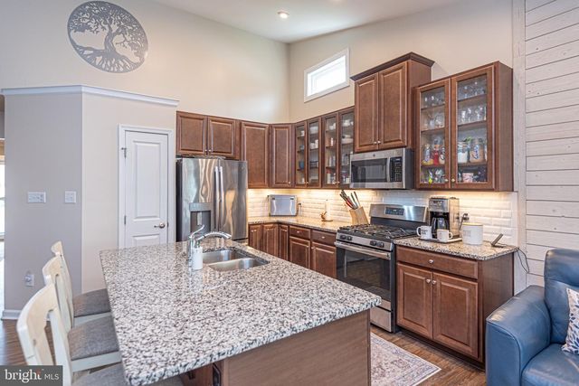 33186 OGRE DR, Ocean View, DE 19970