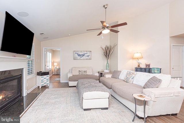 33186 OGRE DR, Ocean View, DE 19970