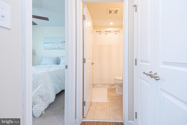 33186 OGRE DR, Ocean View, DE 19970