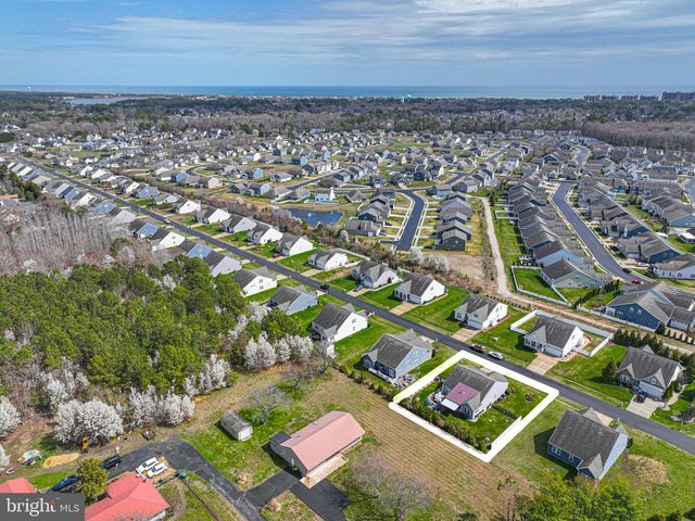 33186 OGRE DR, Ocean View, DE 19970