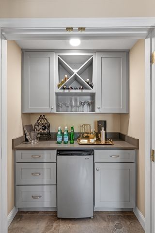 93 High St, Chelmsford, MA 01824