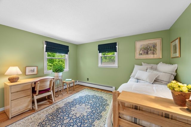 93 High St, Chelmsford, MA 01824