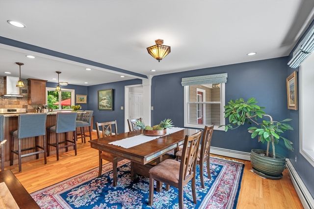 93 High St, Chelmsford, MA 01824