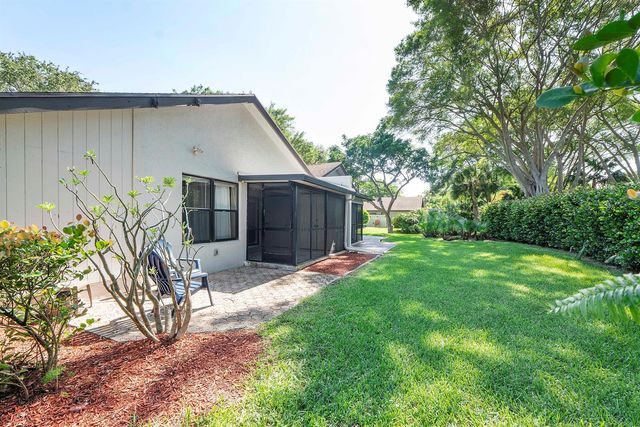 4148 Palm Forest Drive S, Delray Beach, FL 33445