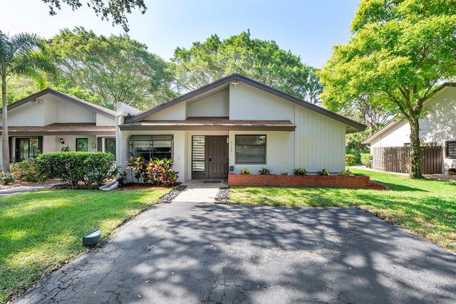 4148 Palm Forest Drive S, Delray Beach, FL 33445