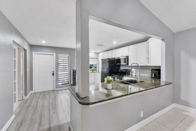 4148 Palm Forest Drive S, Delray Beach, FL 33445