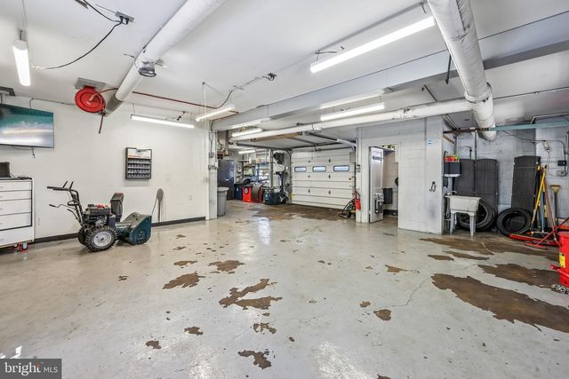 2801 BURLINGTON AVE, Delanco, NJ 08075