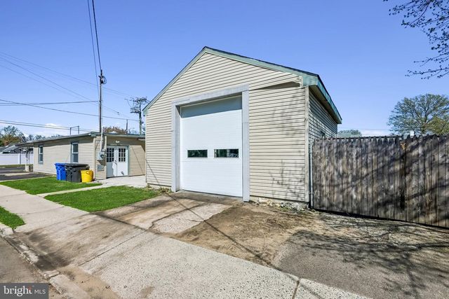 2801 BURLINGTON AVE, Delanco, NJ 08075