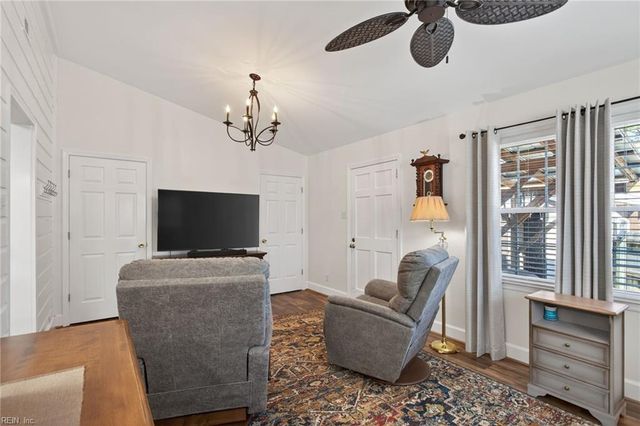 1200 Country Club RD, Newport News, VA 23606