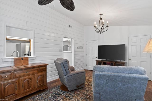 1200 Country Club RD, Newport News, VA 23606