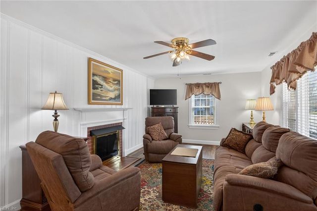 1200 Country Club RD, Newport News, VA 23606