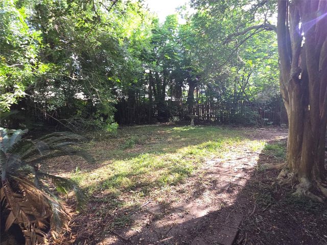 16379 Havenpark Drive, Houston, TX 77059