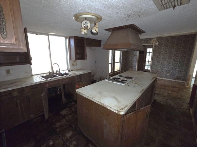 16379 Havenpark Drive, Houston, TX 77059