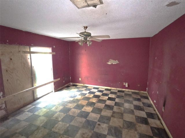 16379 Havenpark Drive, Houston, TX 77059