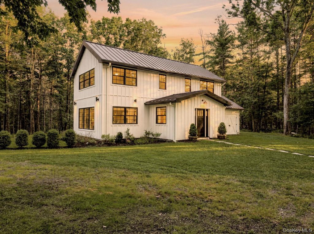 640 Acorn Hill Road, Olivebridge, NY 12461