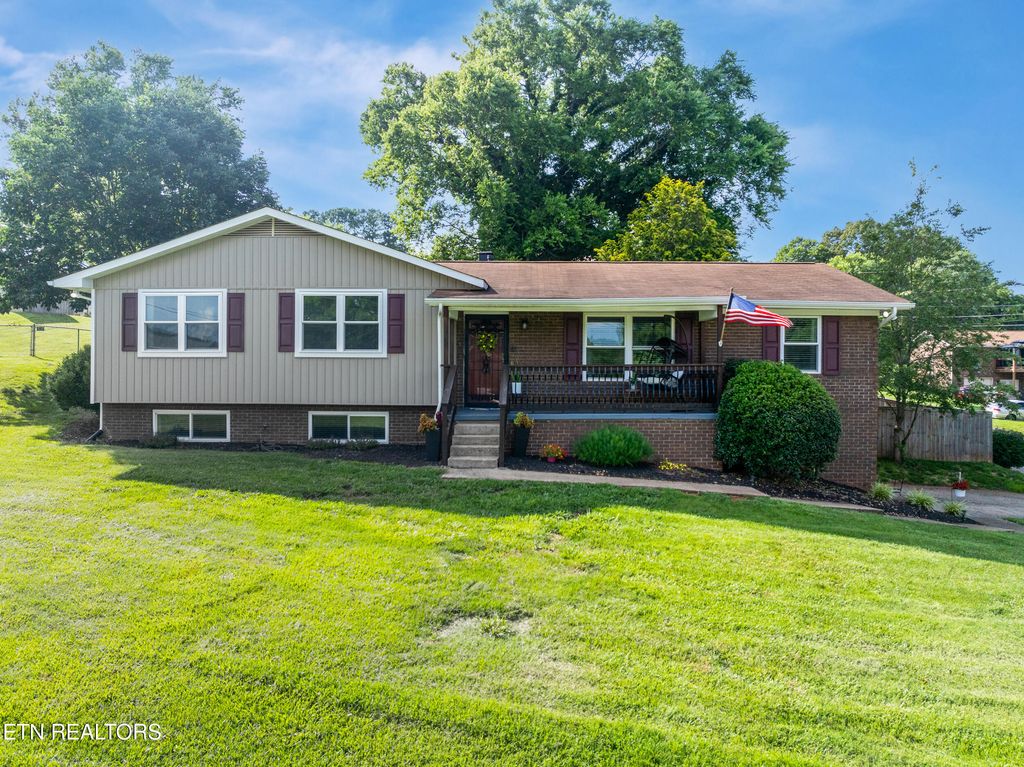4313 Midview Lane, Knoxville, TN 37938