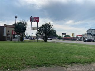 1024 E 6th Street, Okmulgee, OK 74447