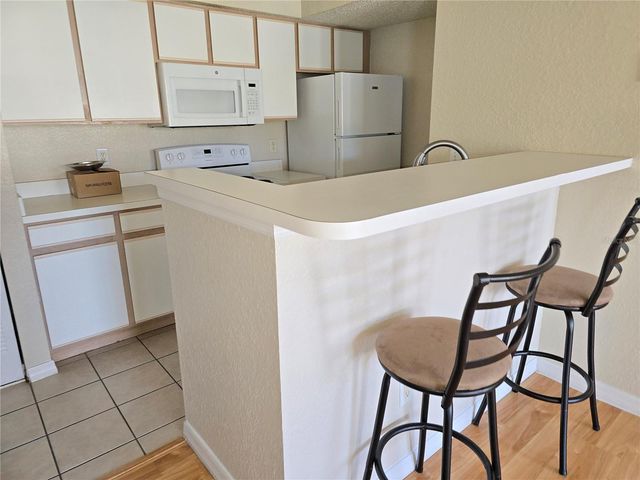 2201 KEY WEST COURT 318, Kissimmee, FL 34741