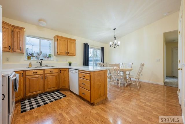 4020 Gateway Circle, Ammon, ID 83406