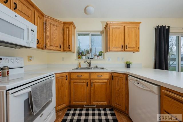 4020 Gateway Circle, Ammon, ID 83406