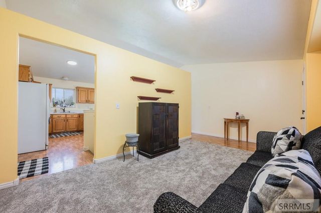 4020 Gateway Circle, Ammon, ID 83406