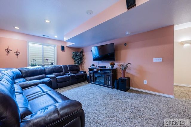 4020 Gateway Circle, Ammon, ID 83406