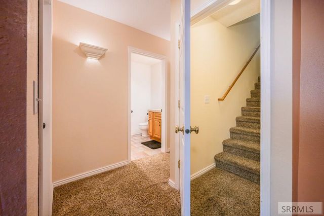 4020 Gateway Circle, Ammon, ID 83406