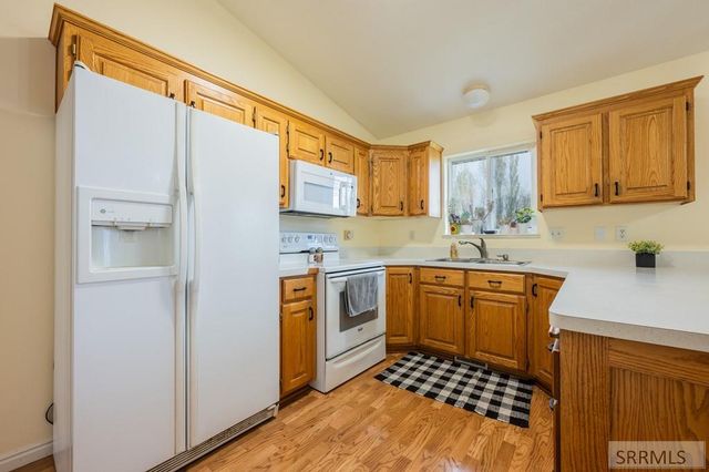 4020 Gateway Circle, Ammon, ID 83406
