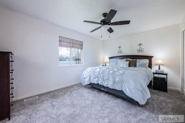 4020 Gateway Circle, Ammon, ID 83406