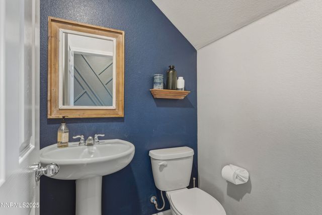 1326 Stock Horse Road, Sparks, NV 89436