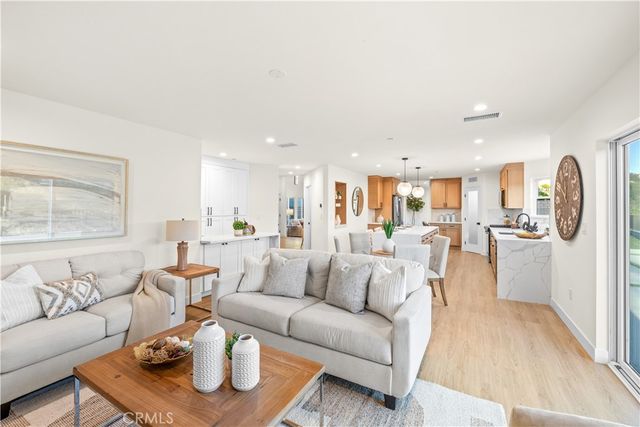 4810 Cinco View Drive, Whittier, CA 90601