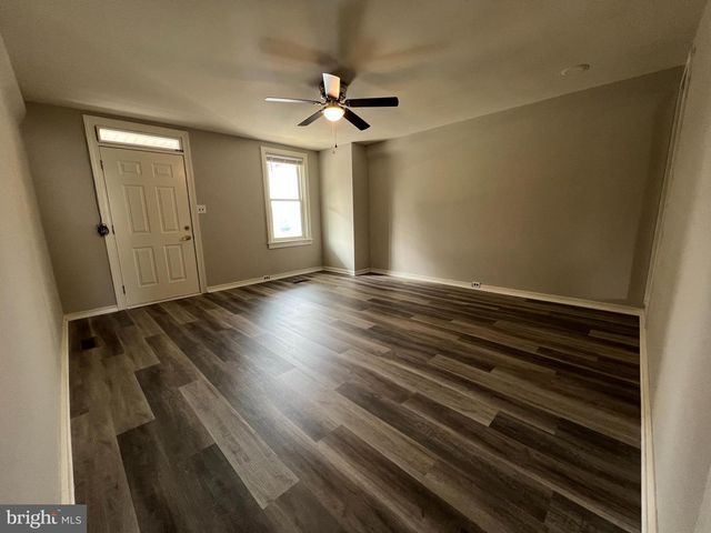 304 MAPLE ST, Manchester, PA 17345