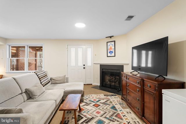 9012 DAUM CT, Springfield, VA 22153