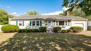 26 Budleigh Ave, Beverly, MA 01915