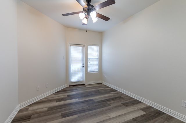 2645 Villa Di Lago 4, Grand Prairie, TX 75054