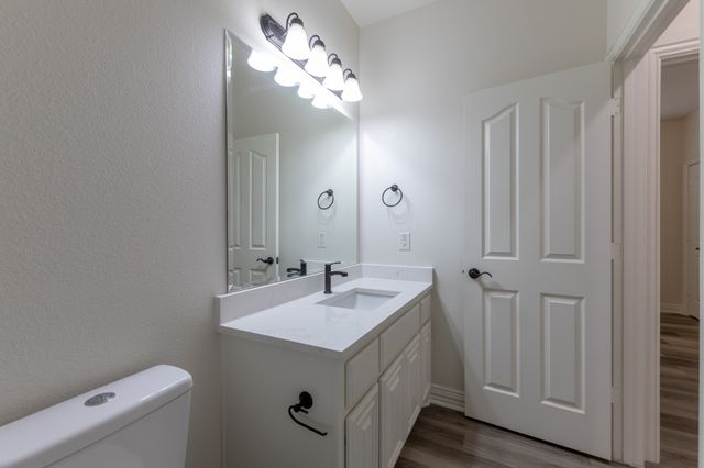2645 Villa Di Lago 4, Grand Prairie, TX 75054