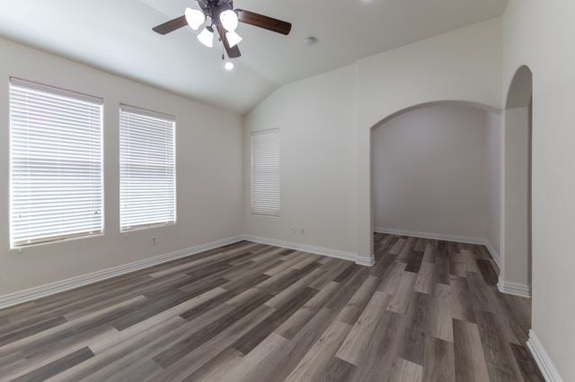 2645 Villa Di Lago 4, Grand Prairie, TX 75054