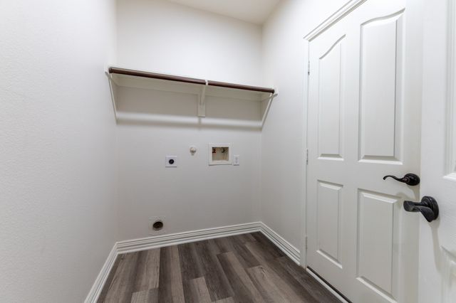 2645 Villa Di Lago 4, Grand Prairie, TX 75054