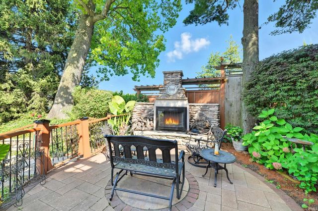 769 River Pointe Place, Mishawaka, IN 46544