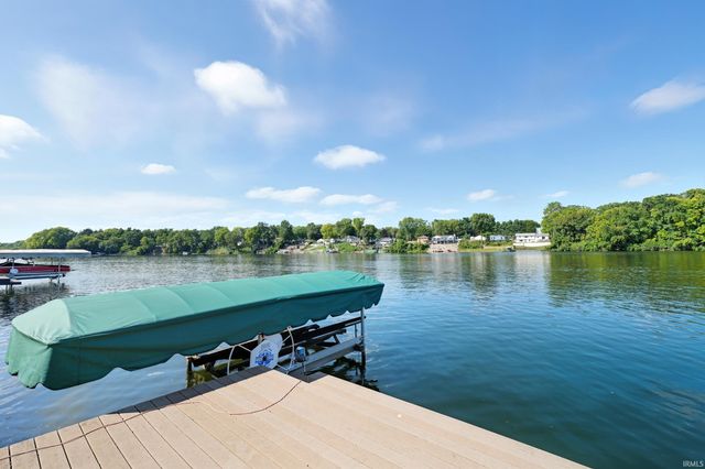 769 River Pointe Place, Mishawaka, IN 46544