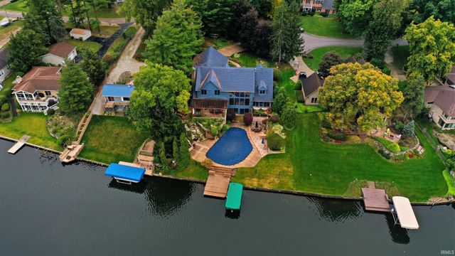 769 River Pointe Place, Mishawaka, IN 46544