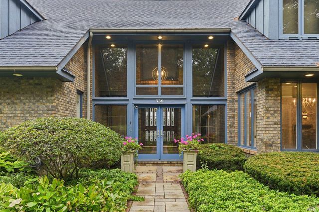 769 River Pointe Place, Mishawaka, IN 46544