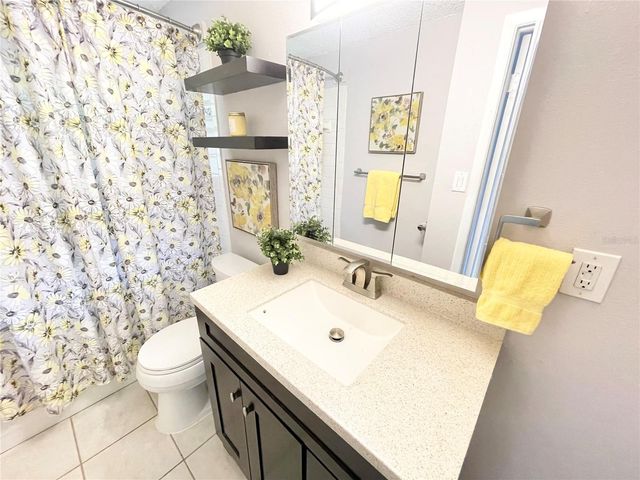 813 S FREEMONT AVENUE B, Tampa, FL 33606