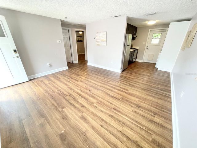 813 S FREEMONT AVENUE B, Tampa, FL 33606